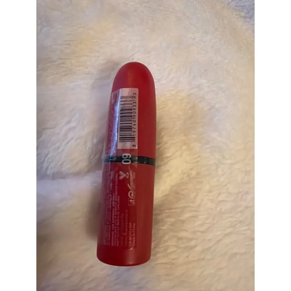 She Love Matte Lipstick #09 Classic Red LP900 Full Size Lip Color NEW